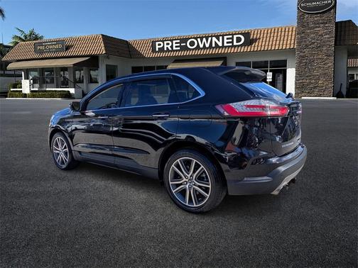 2021 Ford Edge Titanium