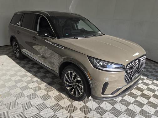 2025 Lincoln Aviator Premiere