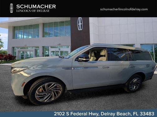 Gray Mist 2026 Lincoln Navigator Premiere
