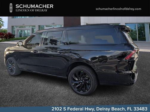 Infinite Black Metallic 2026 Lincoln Navigator L Reserve