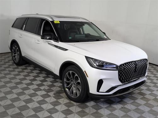 2025 Lincoln Aviator Premiere