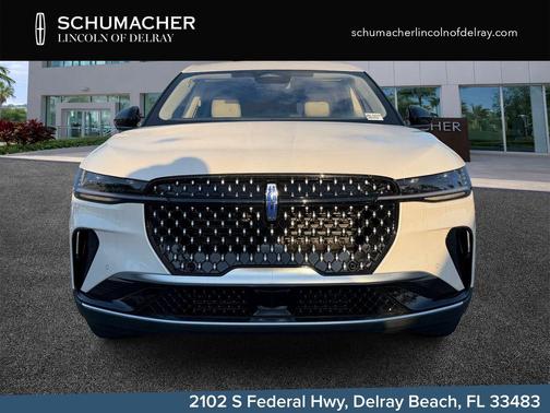 White Platinum 2026 Lincoln Nautilus Premiere