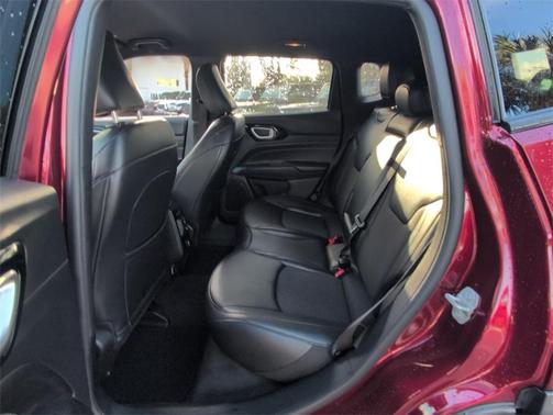 2022 Jeep Compass Altitude