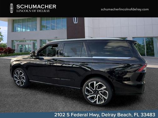 Infinite Black Metallic 2026 Lincoln Navigator Black Label