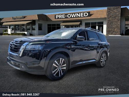 Black 2023 Nissan Pathfinder Platinum