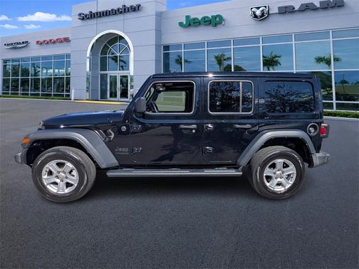 2022 Jeep Wrangler Unlimited Sport