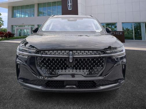 Infinite Black Metallic 2026 Lincoln Nautilus Reserve
