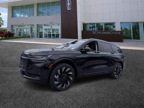 Infinite Black Metallic 2026 Lincoln Nautilus Reserve