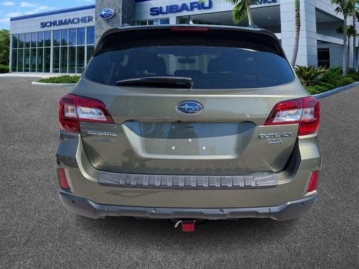 Wilderness Green Metallic 2017 Subaru Outback 3.6R Touring