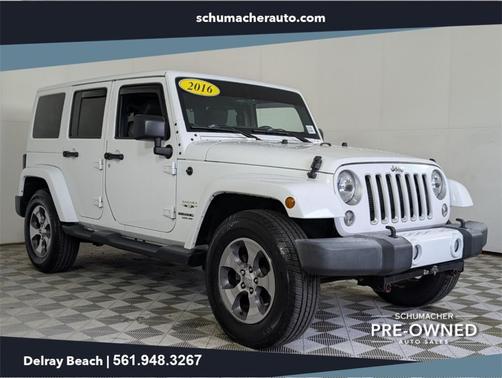 2016 Jeep Wrangler Unlimited Sahara