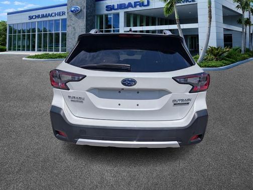 Crystal White Pearl 2025 Subaru Outback Touring XT