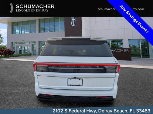 White Metallic 2026 Lincoln Navigator Premiere