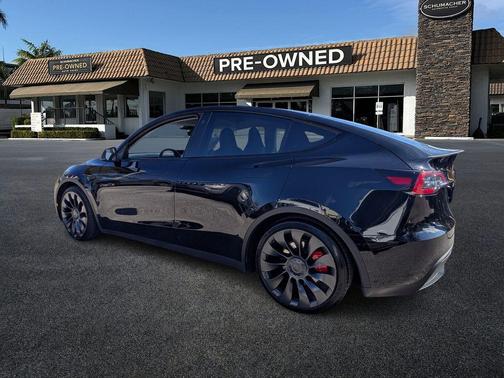 2023 Tesla Model Y Performance