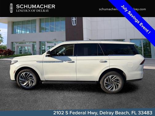 Star White 2026 Lincoln Navigator Premiere