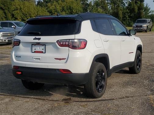 2023 Jeep Compass Trailhawk