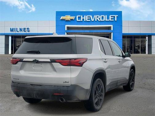 2022 Chevrolet Traverse LS