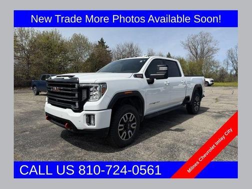 Summit White 2021 GMC Sierra 2500 AT4
