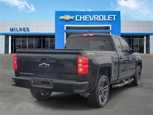 2017 Chevrolet Silverado 1500 Custom