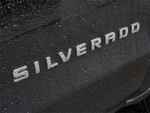 2017 Chevrolet Silverado 1500 Custom