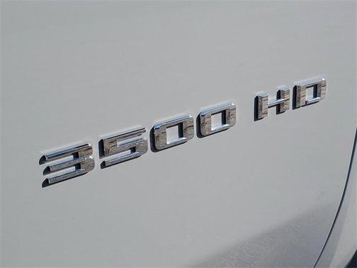 2024 Chevrolet Silverado 3500 WT
