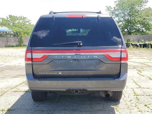 2017 Lincoln Navigator L Select