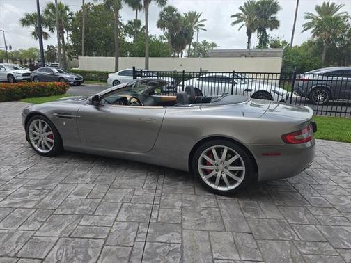 2006 Aston Martin DB9 Volante