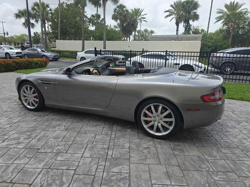 2006 Aston Martin DB9 Volante