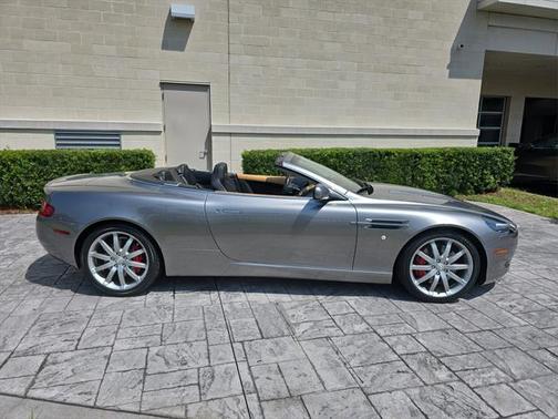 2006 Aston Martin DB9 Volante