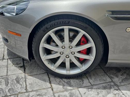 2006 Aston Martin DB9 Volante