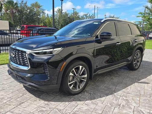 2025 INFINITI QX60 Luxe
