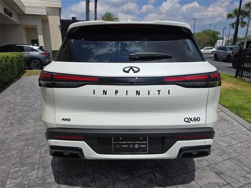 2025 INFINITI QX60 Luxe