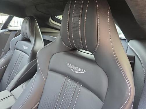 2023 Aston Martin Vantage Coupe