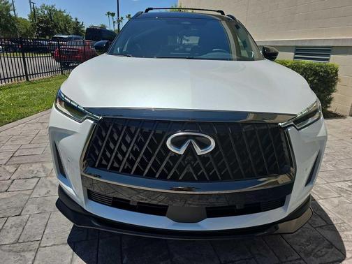Radiant White/Black Obsidian 2026 INFINITI QX60 SPORT AWD