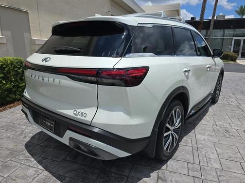 2025 INFINITI QX60 SENSORY