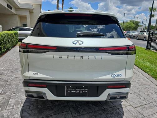2025 INFINITI QX60 SENSORY