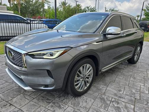 2024 INFINITI QX50 LUXE