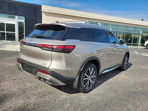2025 INFINITI QX60 SENSORY