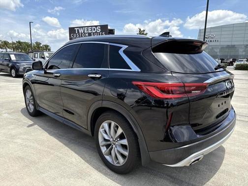 2021 INFINITI QX50 LUXE
