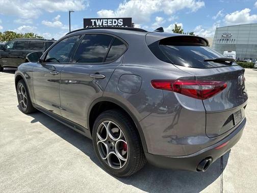 2023 Alfa Romeo Stelvio Sprint RWD