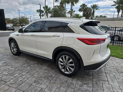 2021 INFINITI QX50 LUXE