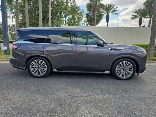 2025 INFINITI QX80 Luxe