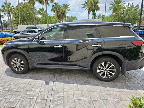 2024 INFINITI QX60 Pure