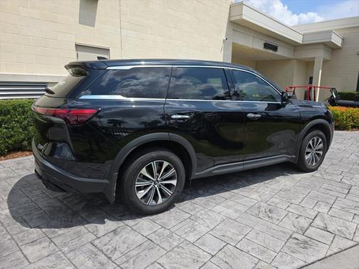 2024 INFINITI QX60 Pure