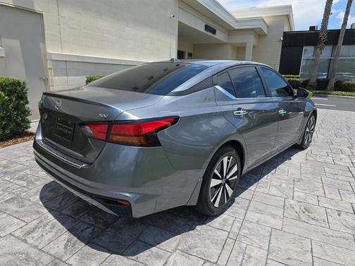 2021 Nissan Altima 2.5 SV