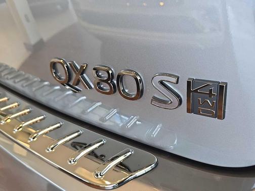 2026 INFINITI QX80 SPORT