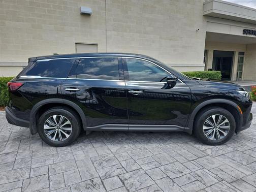 2024 INFINITI QX60 Pure