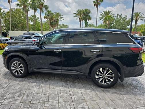 2024 INFINITI QX60 Pure
