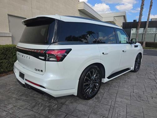 2026 INFINITI QX80 AUTOGRAPH