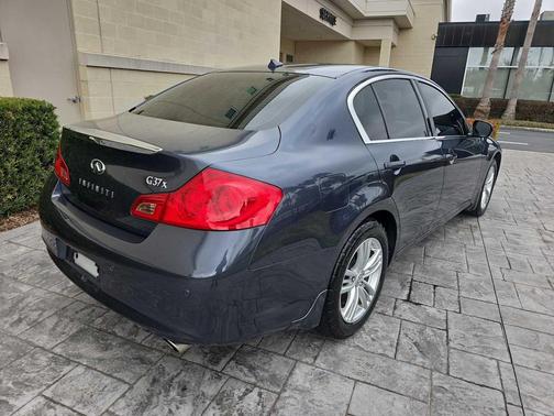 2012 INFINITI G37x Base