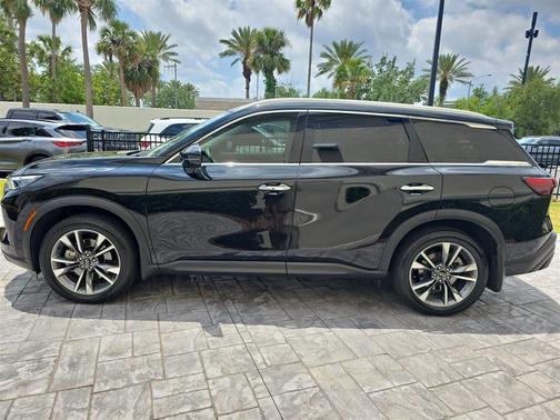 2025 INFINITI QX60 Luxe